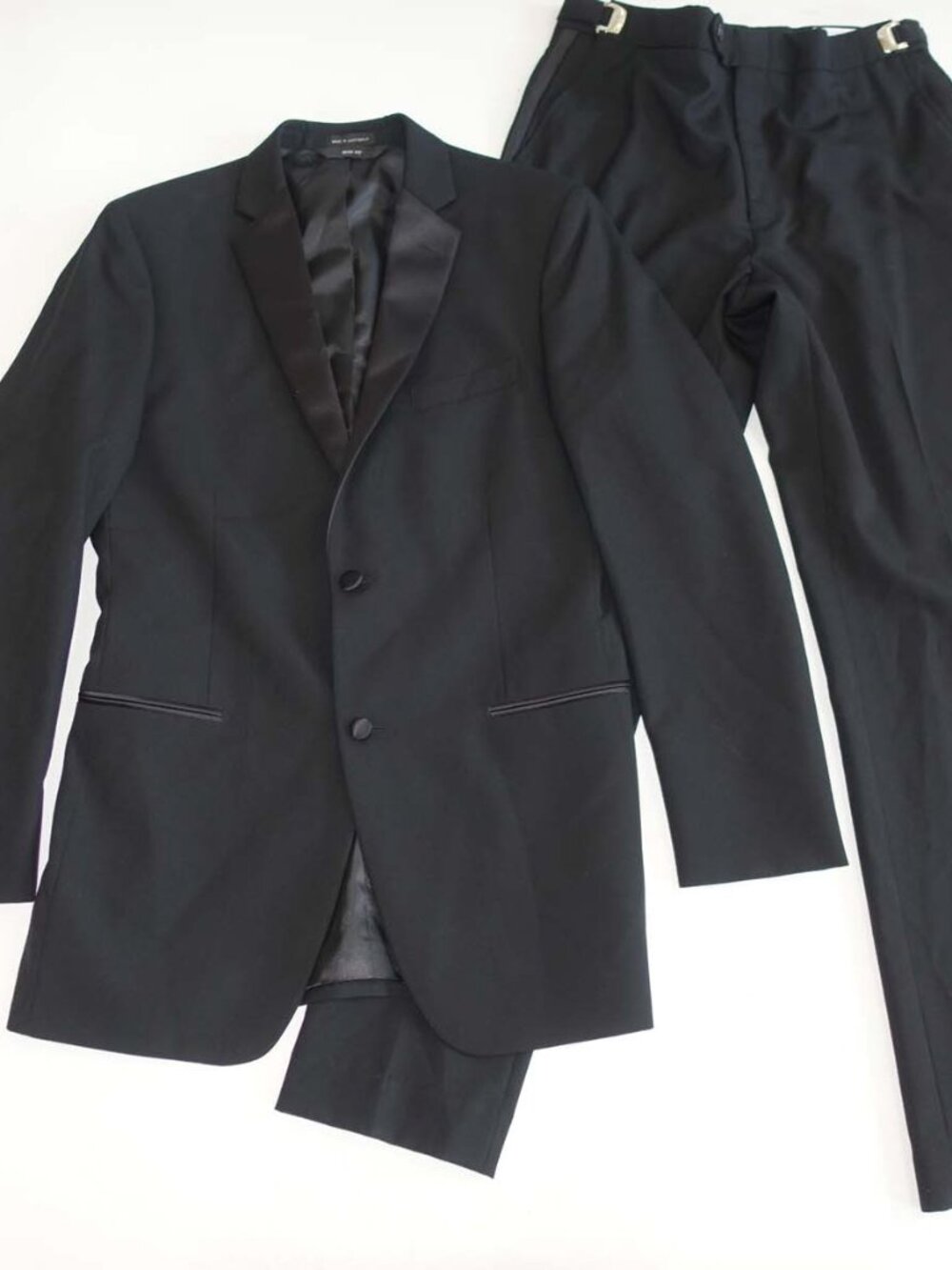 Neil Allyn Men's Slim Fit Tuxedo Suit Size 39 Long 33 x 33 Adjustable Waistband